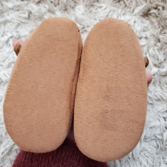 Girls Shoes - Picture 3 of 3